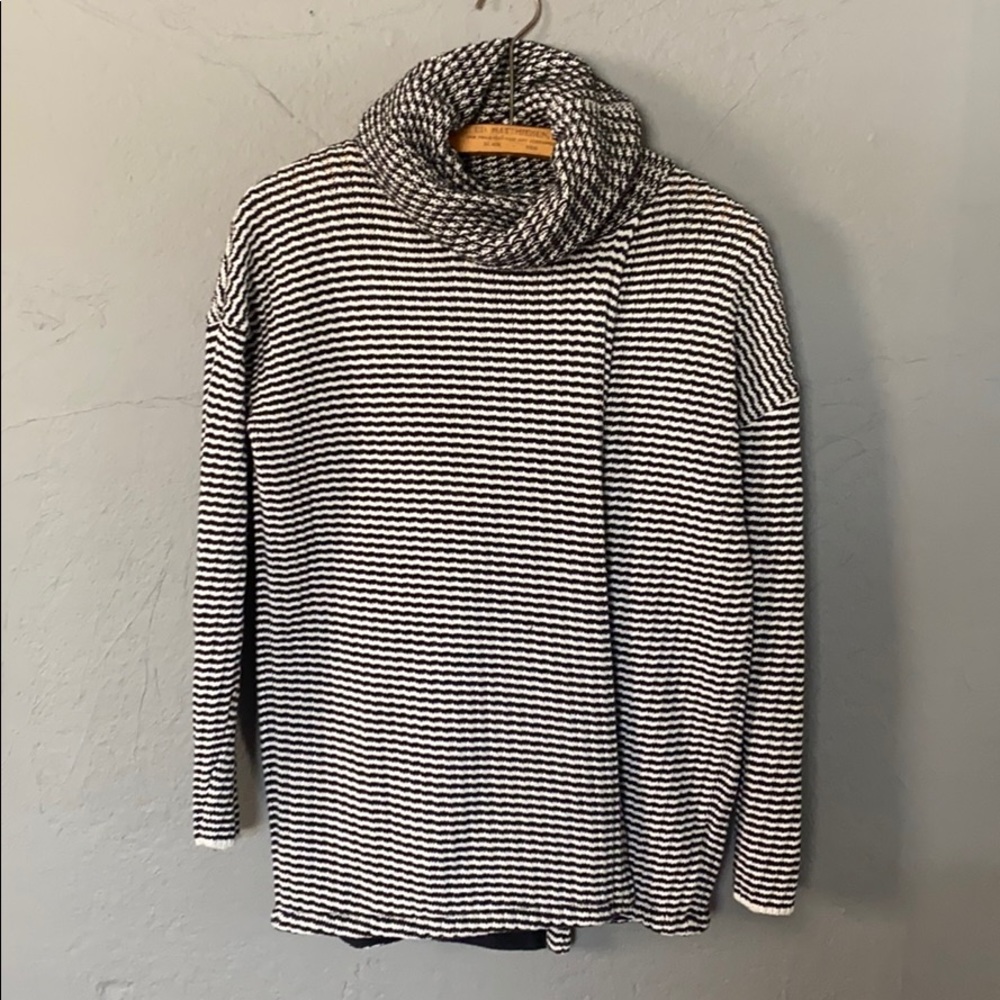 CAbi Fergie Overlapping Black & White Chunky Split Turtleneck Sweater #3167